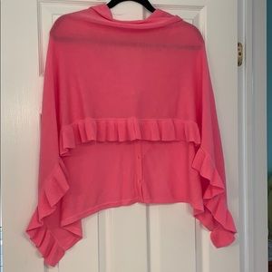 Lilly Pulitzer pink ruffled edge button cape